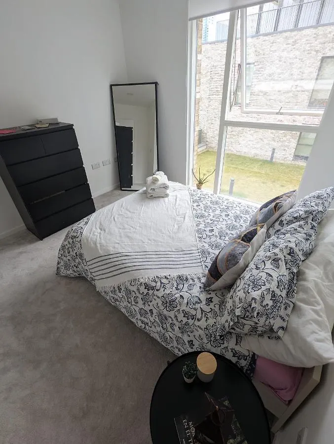Kingwood Apartaments London Homestay